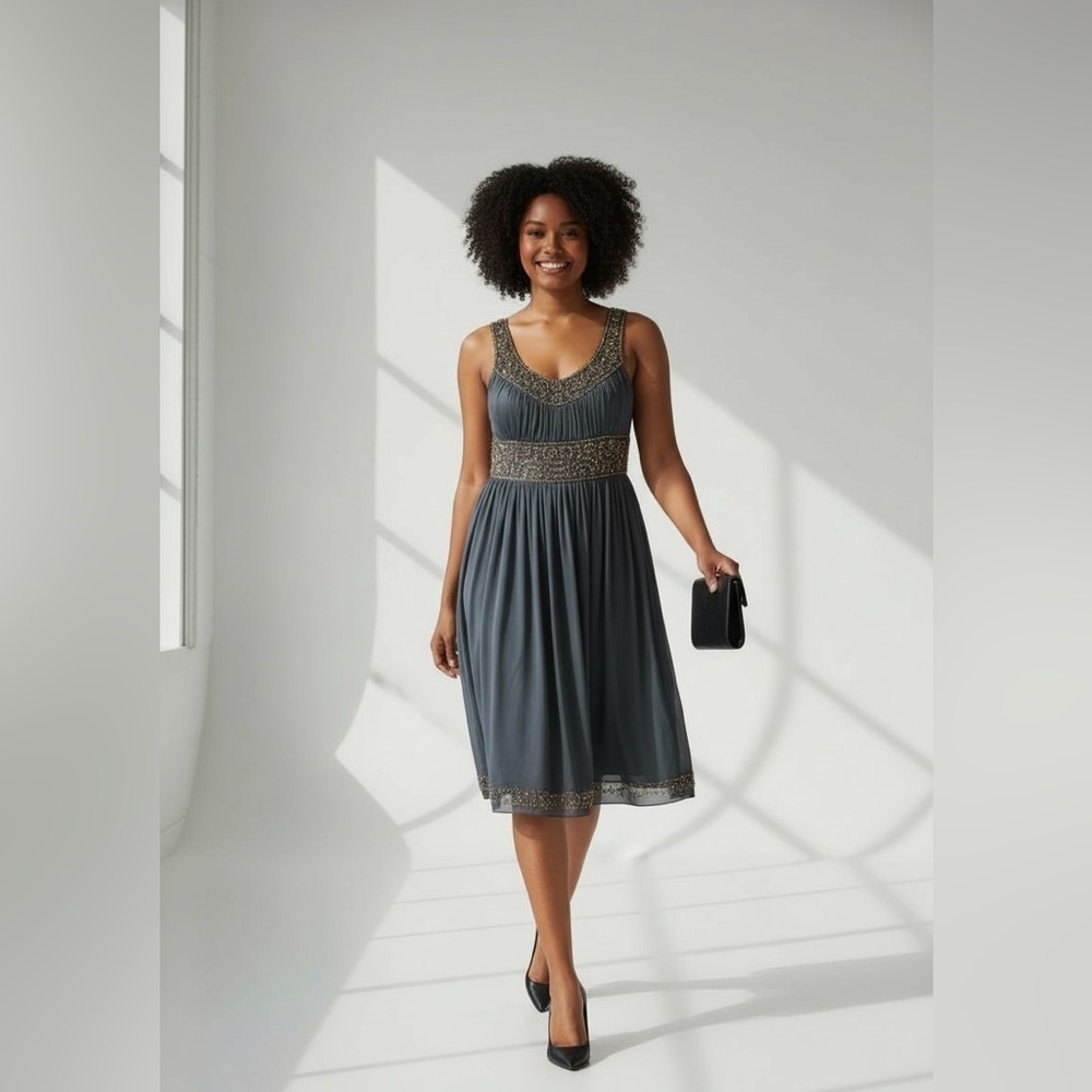 Adrianna Papell Cocktail dress w crinoline, beading, gorgeous pleating Size 6
